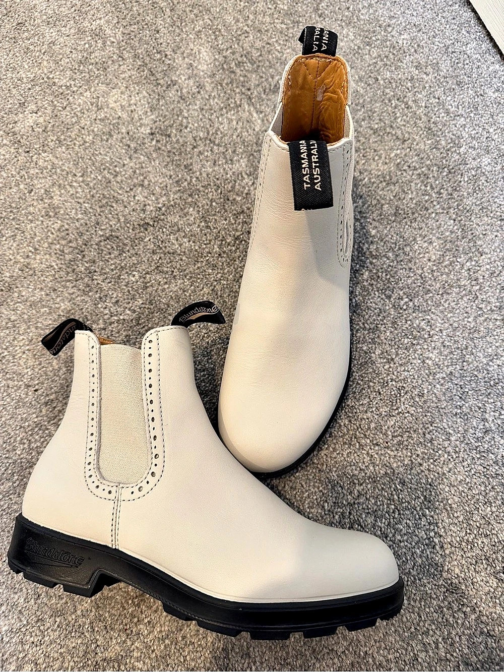 Blundstone Women's Originals High Top Boot oat